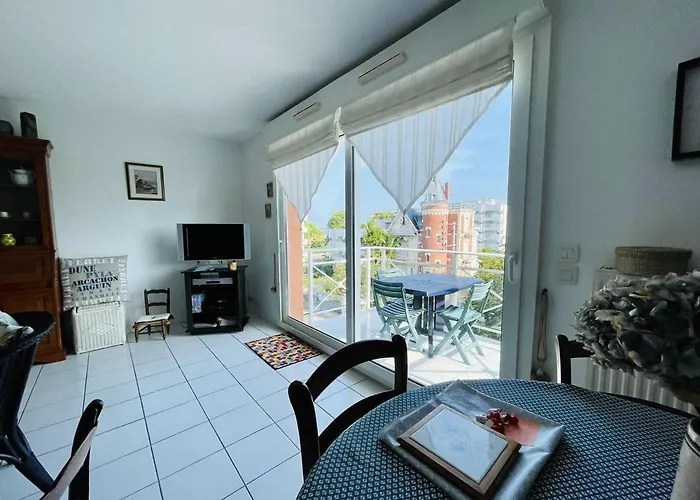 - 3 Pieces Avec Terrasses Et Parking A 300m De La - Fr-1-433-53 Апартаменти